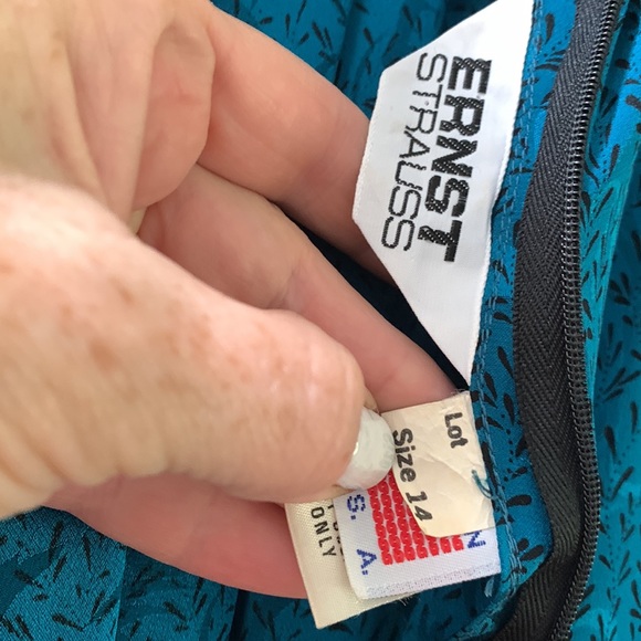 Ernst Strauss size 14 long sleeve high neck turquoise print blouse - Picture 3 of 3